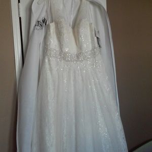 Oleg Cassini Wedding Dress